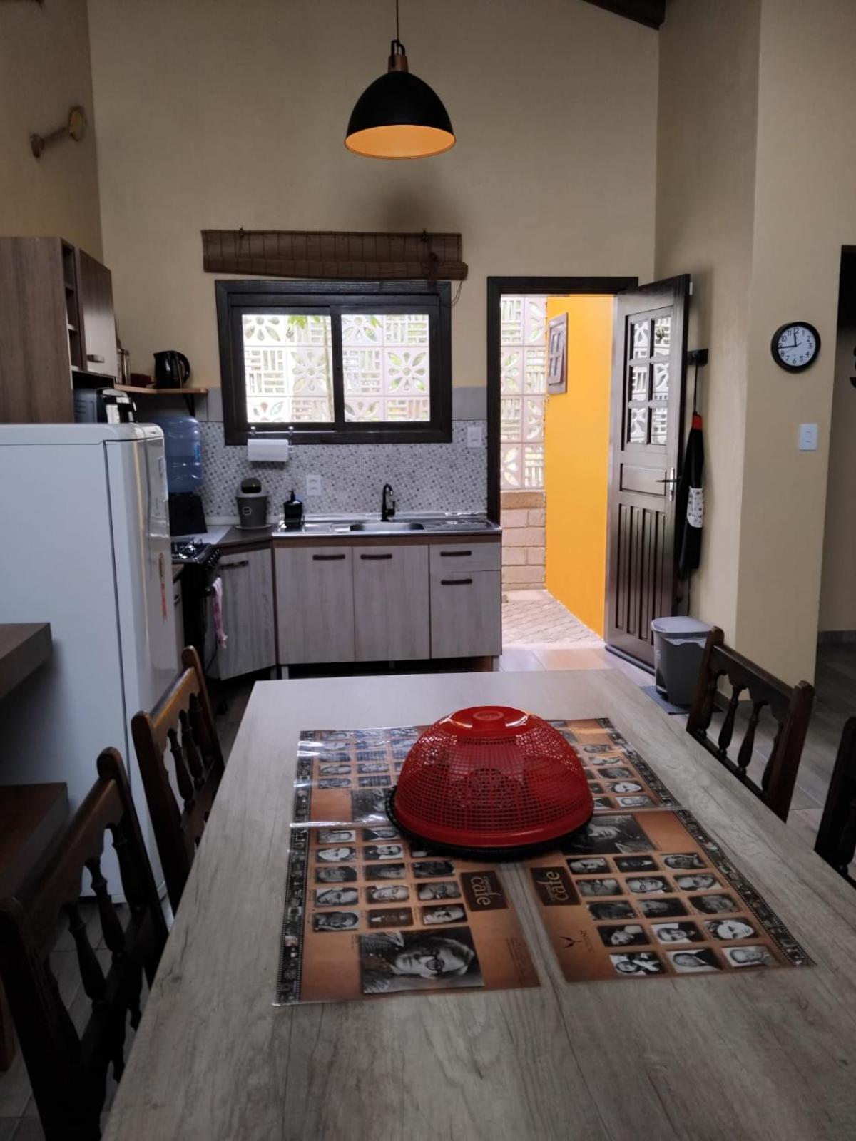 A Casa Amarela - Conforto E Tranquilidade Proximo Ao Mar Balneario Gaivota Bagian luar foto