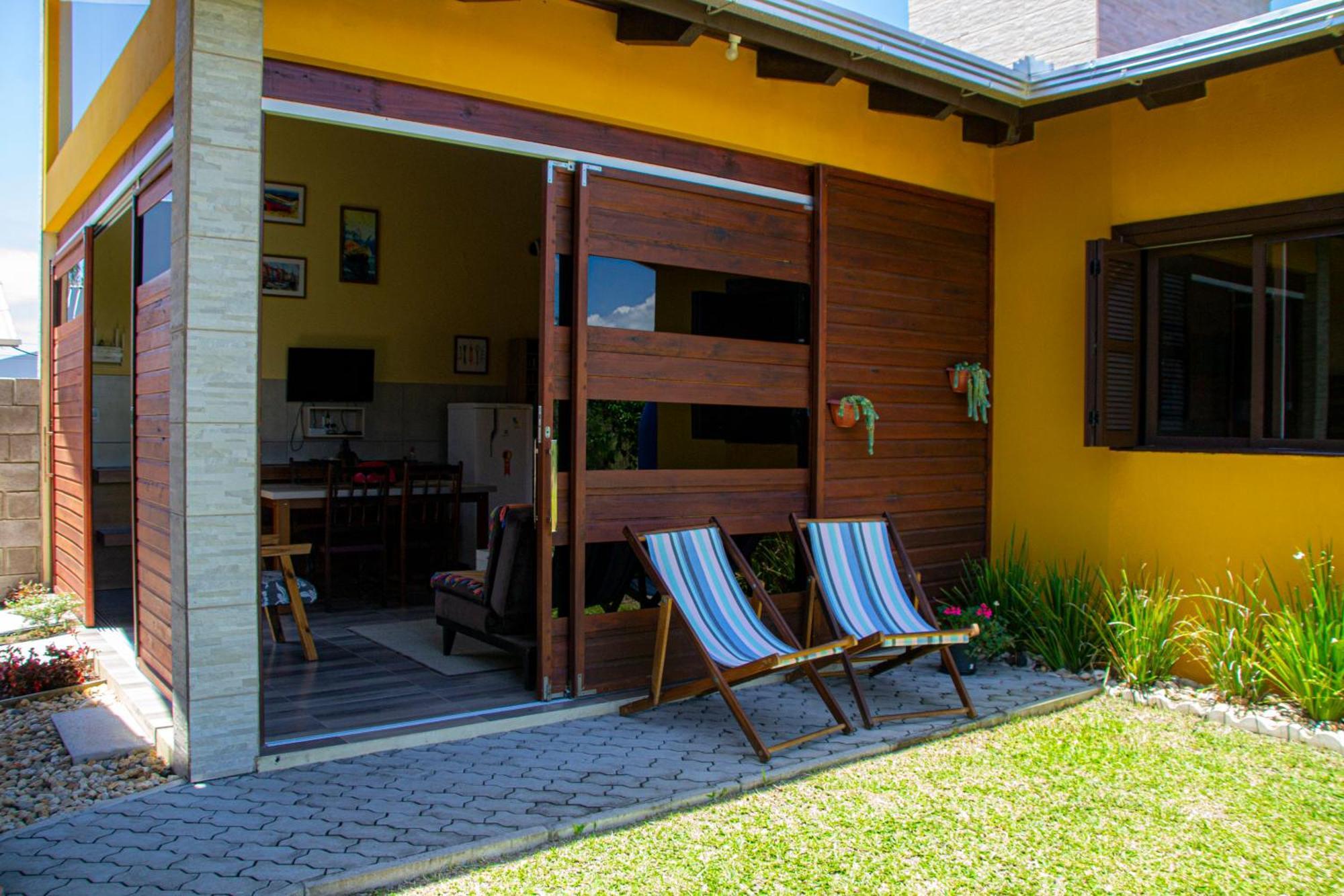 A Casa Amarela - Conforto E Tranquilidade Proximo Ao Mar Balneario Gaivota Bagian luar foto